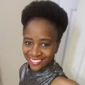 Meet your Posher, Myra